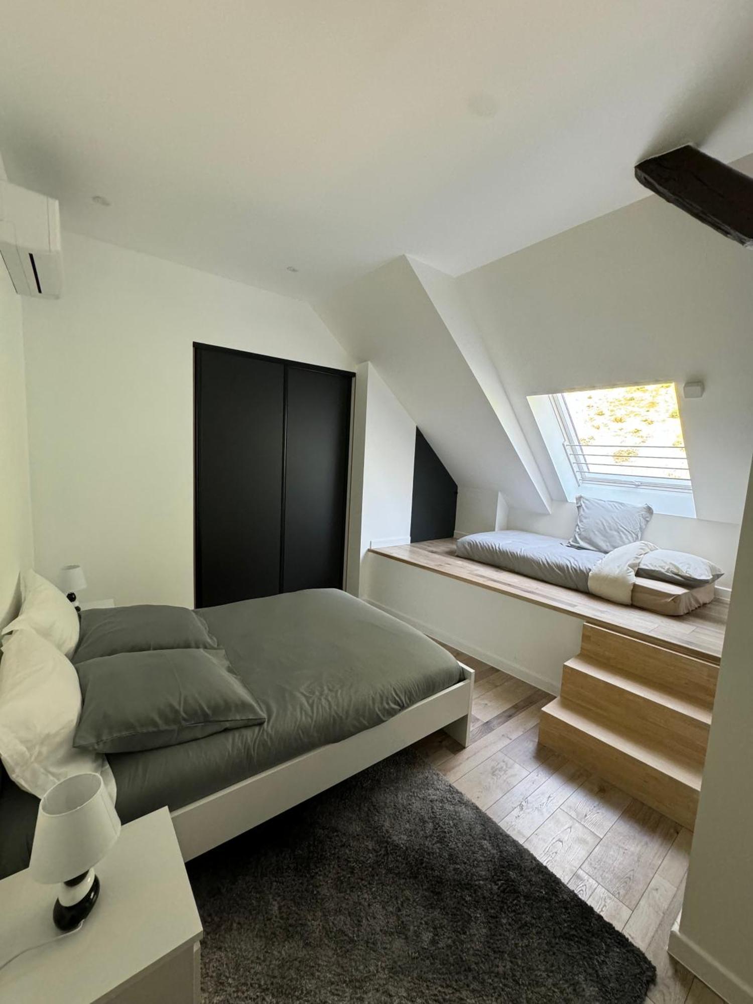 Magnifique Appartement Vue Lac - 5 Personnes Voglans Exteriér fotografie