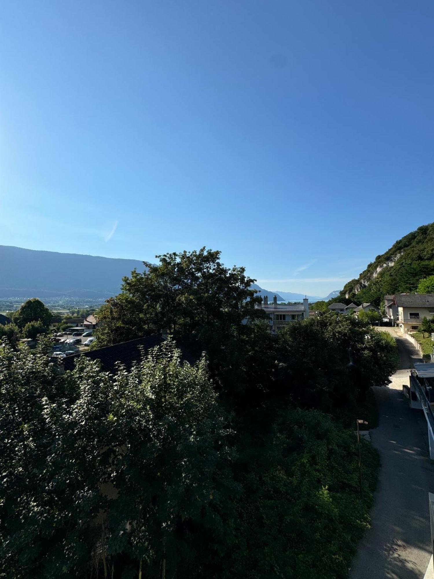 Magnifique Appartement Vue Lac - 5 Personnes Voglans Exteriér fotografie